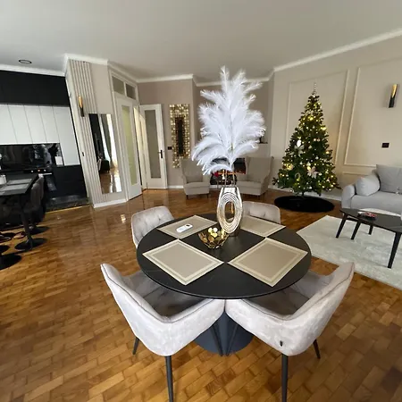 Palace Vajdinger Apartament Sombor