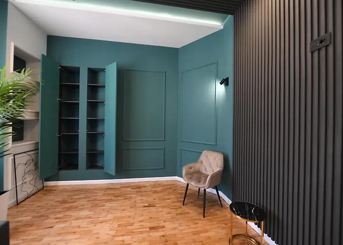 Palace Vajdinger * سومبور